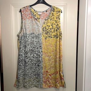 CAbi Split Blouse size XL like new